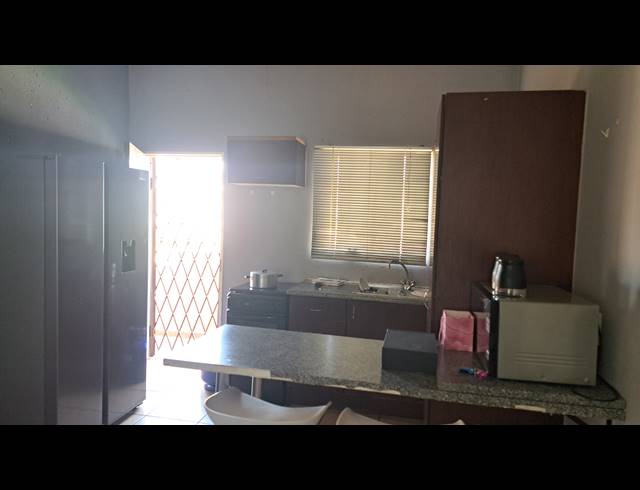 2 BEDROOM SECTIONAL TITLE FOR SALE IN NORTON HOME ESTATE